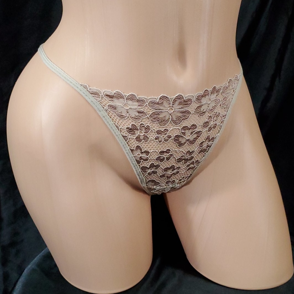 XS/S Low Back Lace G-String Panty